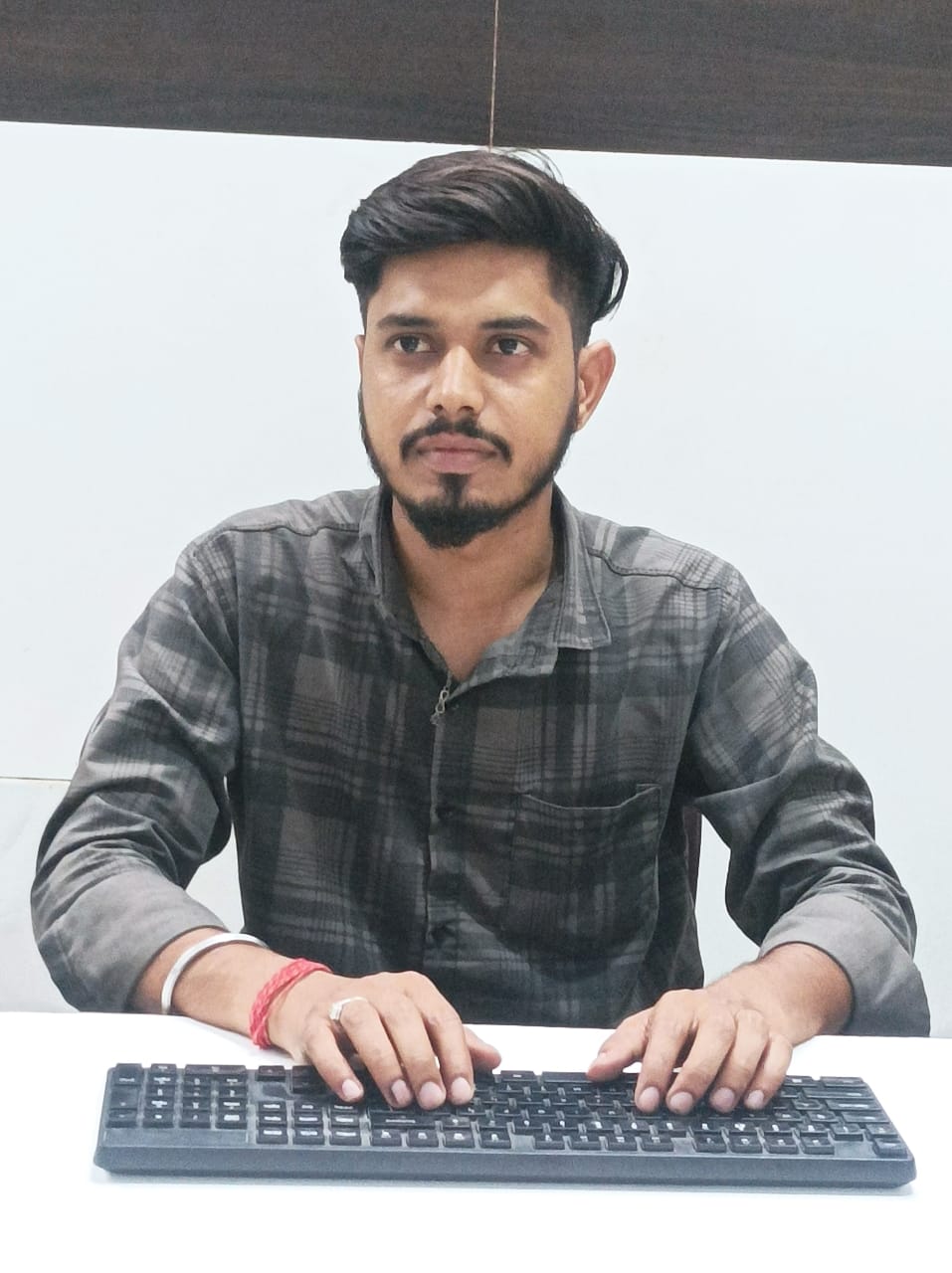 Pintu Saini